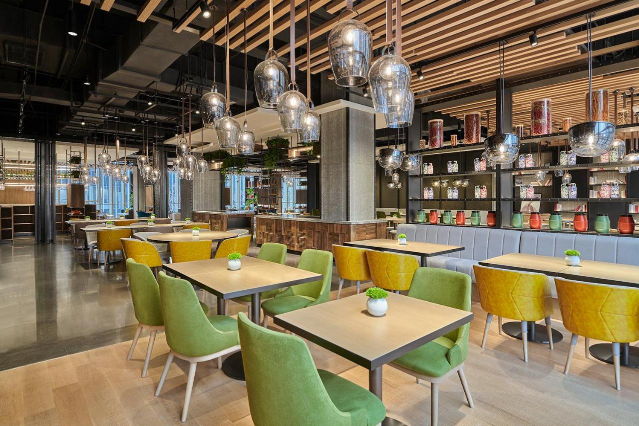 Hotel Artyzen Habitat Lingang 5*